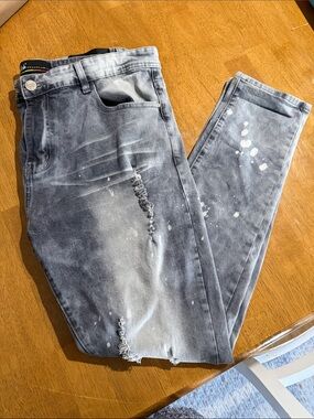 Skinny Distressed Gray Wash Men's Jeans
